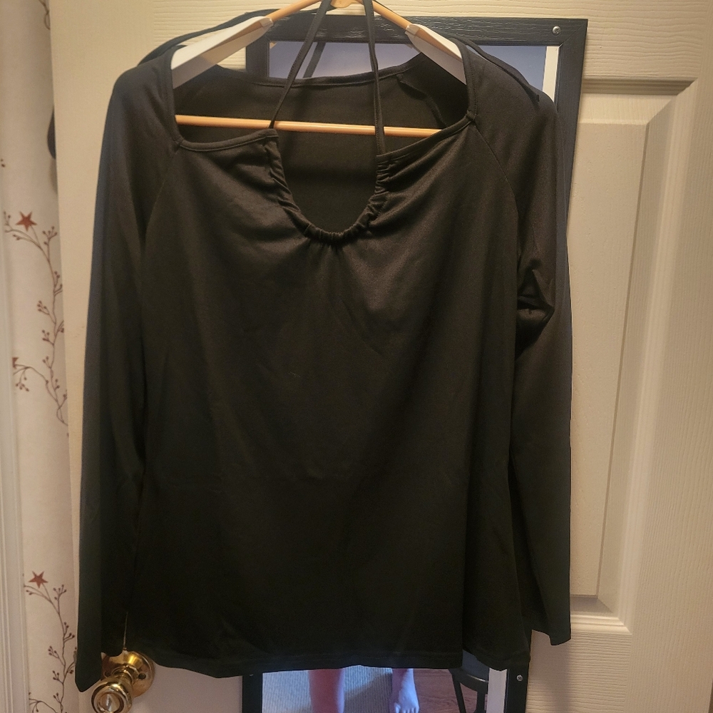 NWOT Black Long Sleeve With Tie V Neck Top